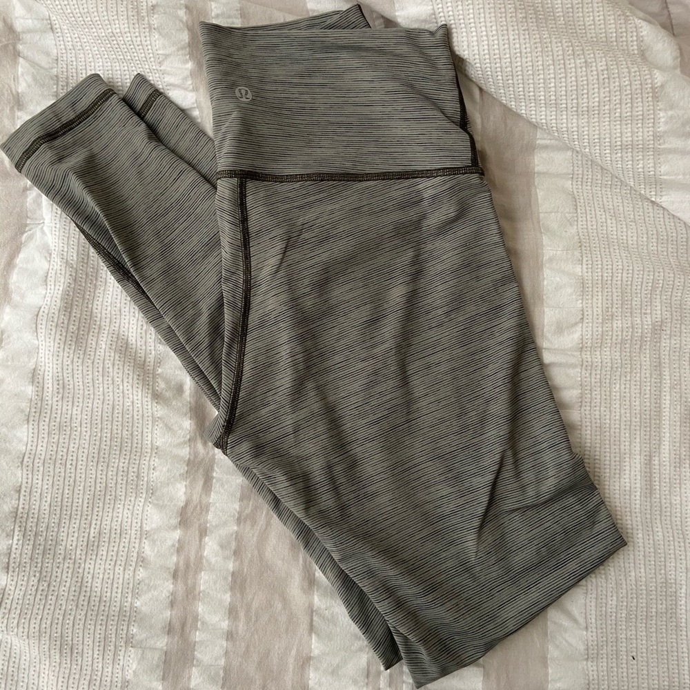 Lululemon Wunder Under Leggings